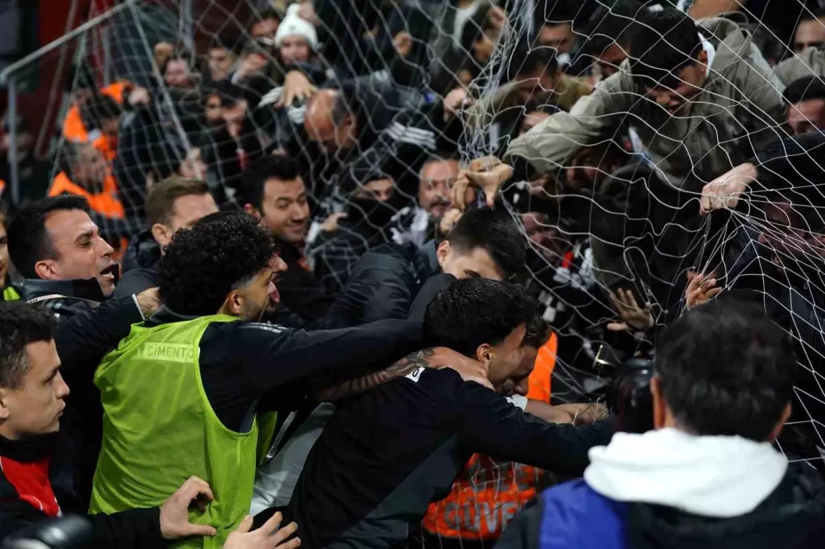 Beşiktaş, Fenerbahçe’yi Yendi